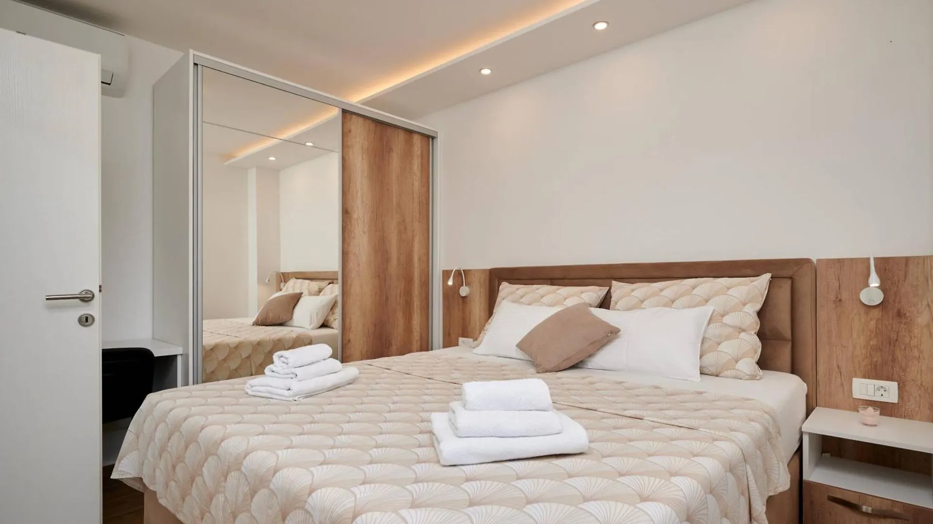Luxury Apartment Giovanni With Pool Trogir