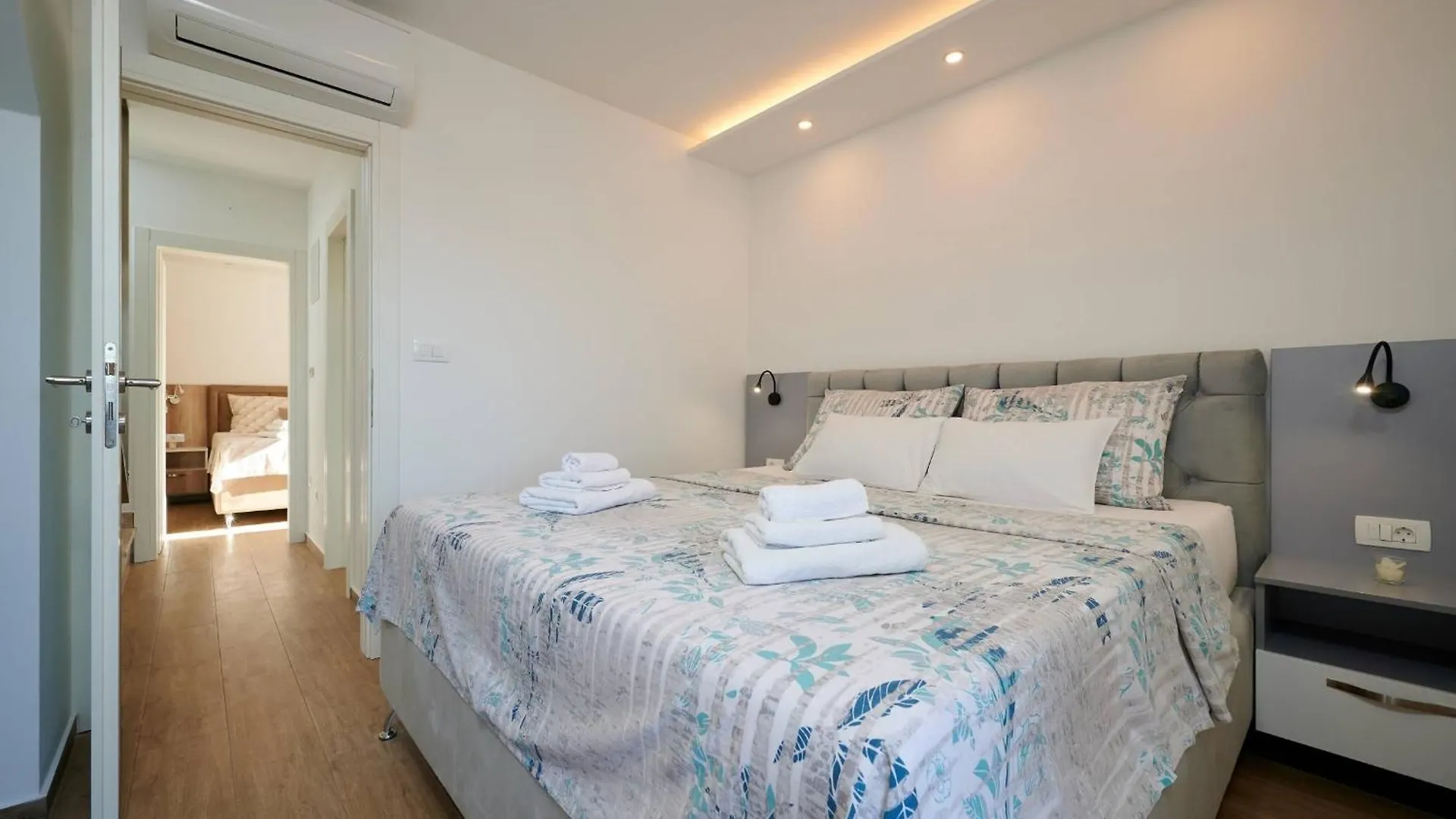Luxury Apartment Giovanni With Pool Trogir