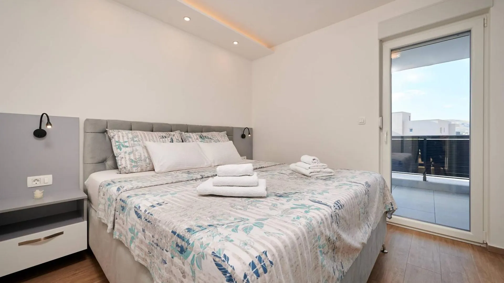 Luxury Apartment Giovanni With Pool Trogir