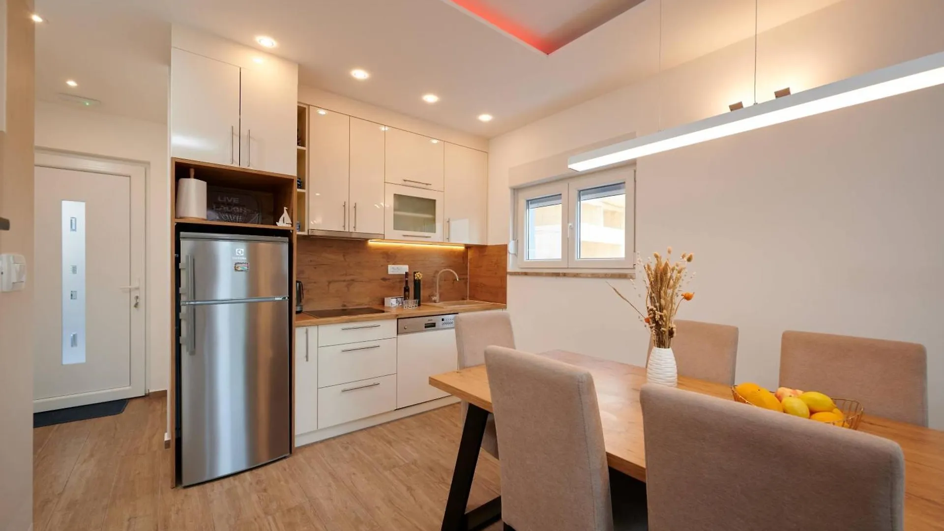 Luxury Apartment Giovanni With Pool Trogir 0*,  Kroatien